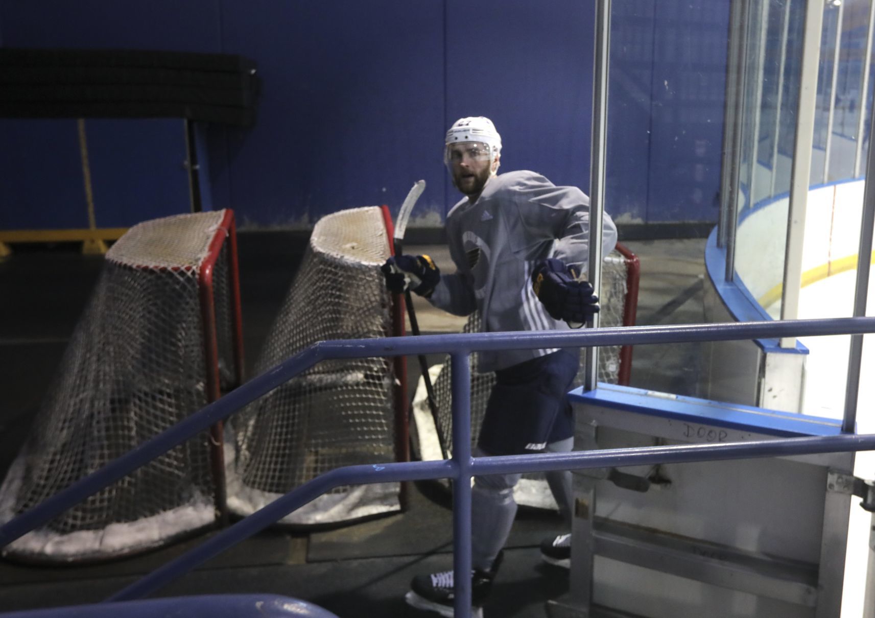 Blues practice before playoffs